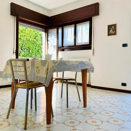 Viola Apt Punta Gro' Sirmione *