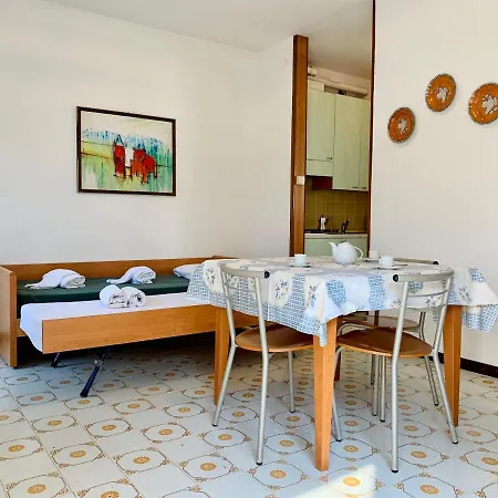 Viola Apt Punta Gro' Sirmione Apartment *