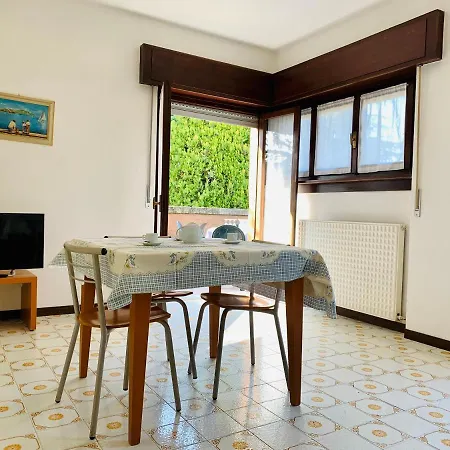 Viola Apt Punta Gro' Sirmione Apartment *