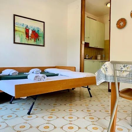 Apartment Viola Apt Punta Gro' Sirmione