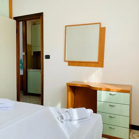 Viola Apt Punta Gro' Sirmione *